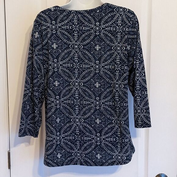 Classic edition navy floral shirt Medium @E - Picture 5 of 10